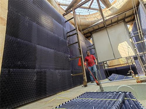 康明公司冷卻塔供應商,PE冷卻網板公司