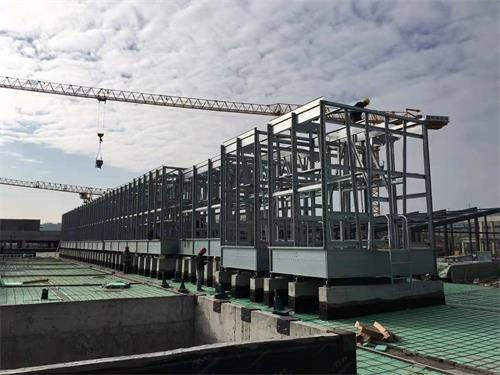 康明蒸發式玻璃鋼冷卻塔原理與優缺點